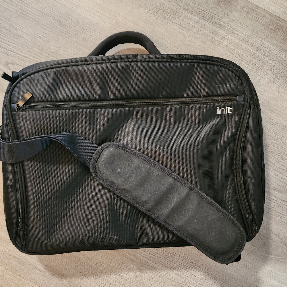 init laptop bag
